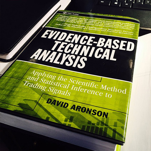 کتاب تحلیل تکنیکال مبتنی بر شواهد؛ نوشته دیوید آرونسون