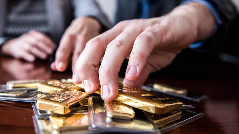 عوامل موثر در صندوق طلا می‌توانند به گونه‌ای باشند که قیمت جهانی طلا بر آن‌ها تأثیر می‌گذارد. قیمت جهانی طلا یکی از عوامل اساسی در تعیین قیمت صندوق طلا است. 